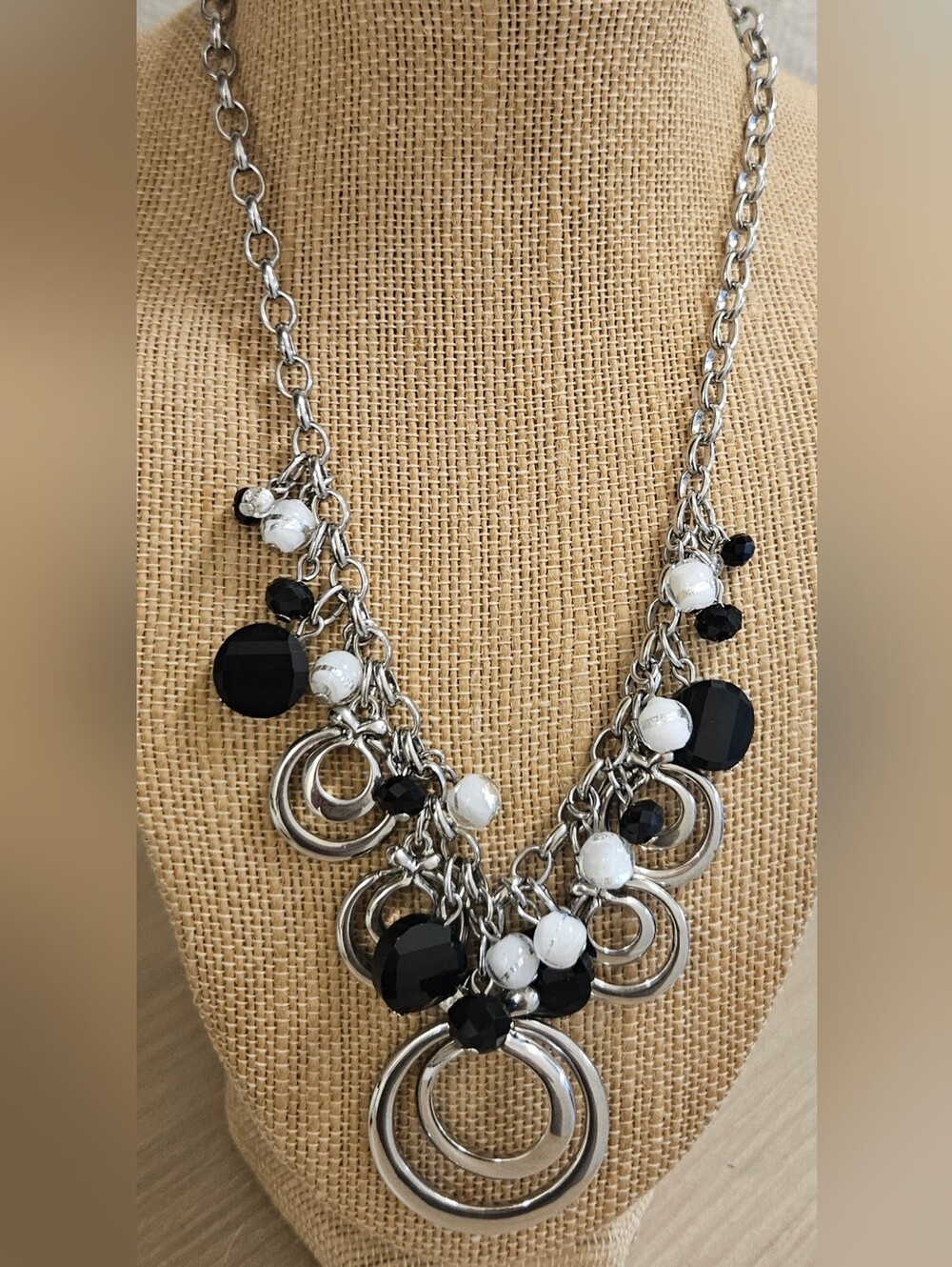 White House Black Market WHBM Silver Chain Round Pendant Mix Glass Bead Necklace
